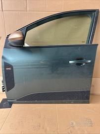 Vendiamo portiera anteriore sinistra Dacia Jokker 