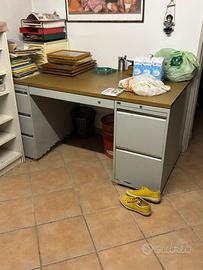 Scrivania da lavoro Vidmar / Lista