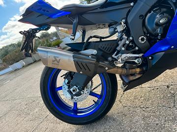 Scarico akrapovic yamaha r6