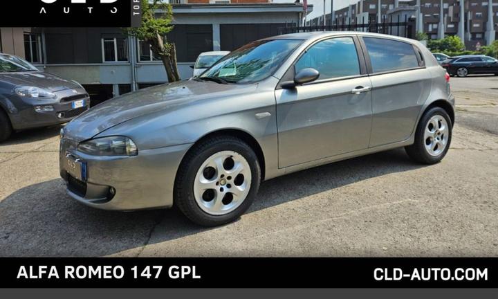 ALFA ROMEO 147 1.6i 16V T.S. (105 CV) 5p. GPL
