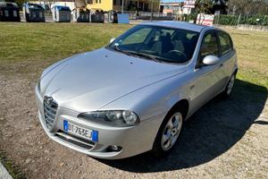 Alfa 147 con SOLI 92.000 ( metano )
