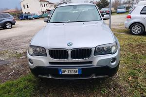 BMW x3 4x4 motore 2000d 150cv