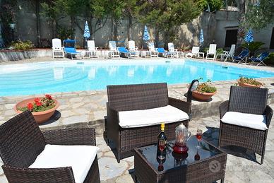 Villetta con piscina