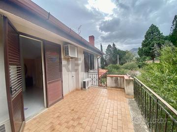 Porzione di villa - Altavilla Milicia