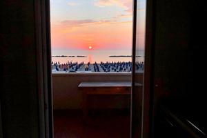 Casa del Marinaio - prima fila mare