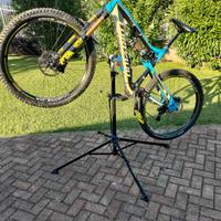 ENDURO muscolare MTB 