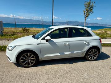 Audi A1   Sportback 90 cv, cilindrata 1600cc