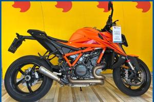 KTM 1390 Super Duke R Finanziabile - GIORNO - 33