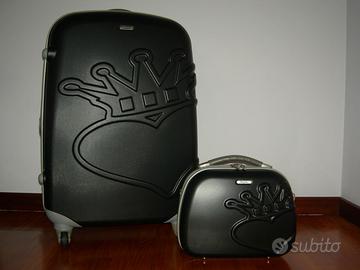 Set Valigia + Beauty Segue Modello Yuri