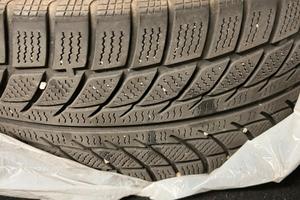 Gomme invernali 225/45 r18