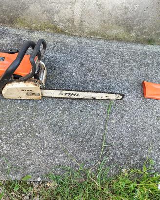 Motosega STHIL con lama speciale