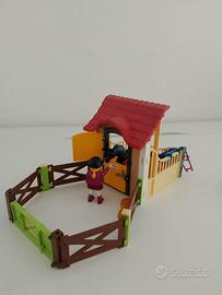 Playmobil Country Stalla con cavallo