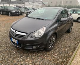 OPEL Corsa 1.2 3 porte b-color