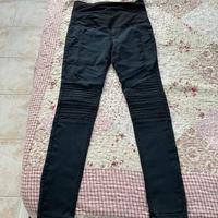 Pantaloni premamam Prenatal e H&M