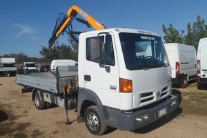 Nissan Atleon cassone con gru