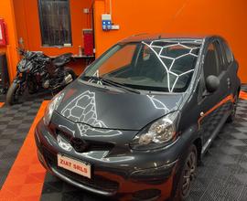 Toyota Aygo 1.0 12V VVT-i 3 porte ok neopatentati