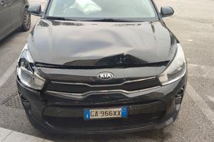 kia RIO 06/2020 - tagliandi regolari INCIDENTAT