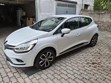 RENAULT Clio 4ª serie - 2017