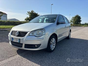 Volkswagen Polo 1.2/70CV 12V 5p. Comfortline