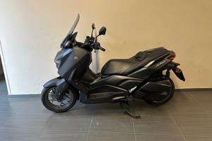 Yamaha X-Max 300