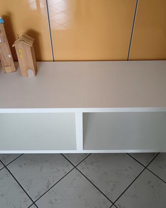 Mobile bianco ikea 