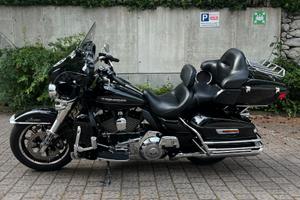 Harley-Davidson FLHTK Electra Glide Ultra Limited