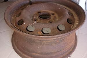 Cerchi auto in ferro Raggio 15 marchiati FORD 