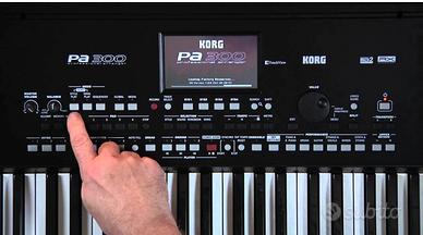Korg Pa300 61-key Arranger Workstation + rregalo