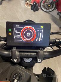 CF Moto 300  – Condizioni eccellenti!
