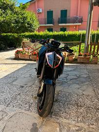 KTM 1290 Super Duke R 2019