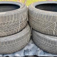GOMME TERMICHE 255/40 R 20 BRIDGESTONE