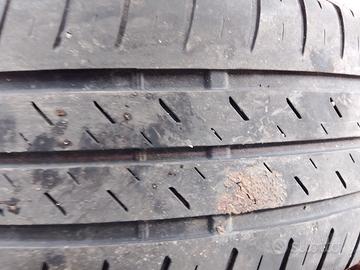 4 cerchi con gomme 