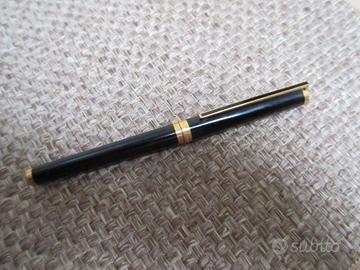 Penna stilografica   ST  DUPONT