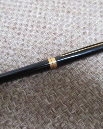 Penna stilografica   ST  DUPONT