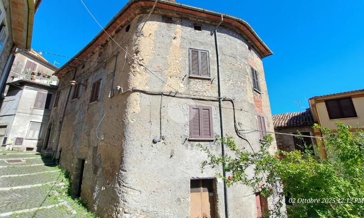 CASA INDIPENDENTE A MOROLO