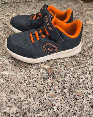 scarpe sportiva bambino 33