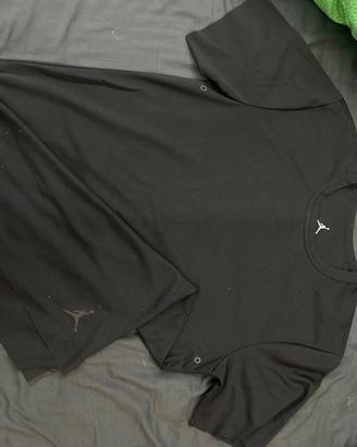 T-shirt lunga nera Jordan