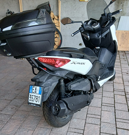 Yamaha xmax 400