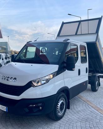 Iveco Daily 35-140 7 posti Ribaltabile