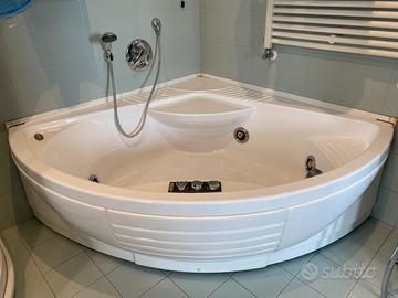 Vasca idromassaggio JACUZZI