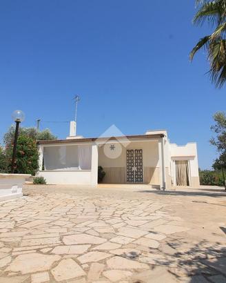 VILLA SINGOLA A OSTUNI