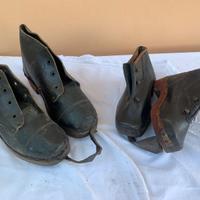 Scarpe antiche di legno “galozze”.