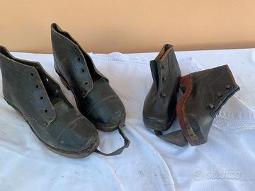 Scarpe antiche di legno “galozze”.