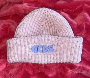 cappello GCDS