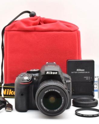 Nikon D5300 + AF-S 3.5-5.6/18-55mm G VR II