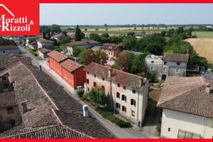 CASA INDIPENDENTE da ristrutturare a Privano