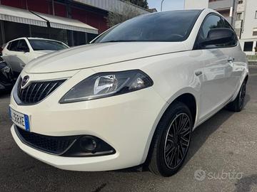 LANCIA Ypsilon 1.0 FireFly 5 porte S&S Hybrid Ec