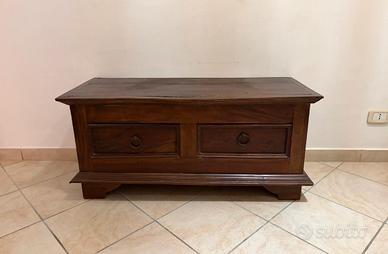 Como’/ Cassapanca in legno massello