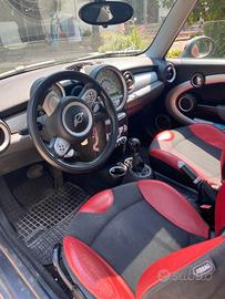  Mini Cooper  1,6   diesel 109 cv 