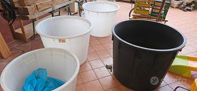 mastelloni in plastica 